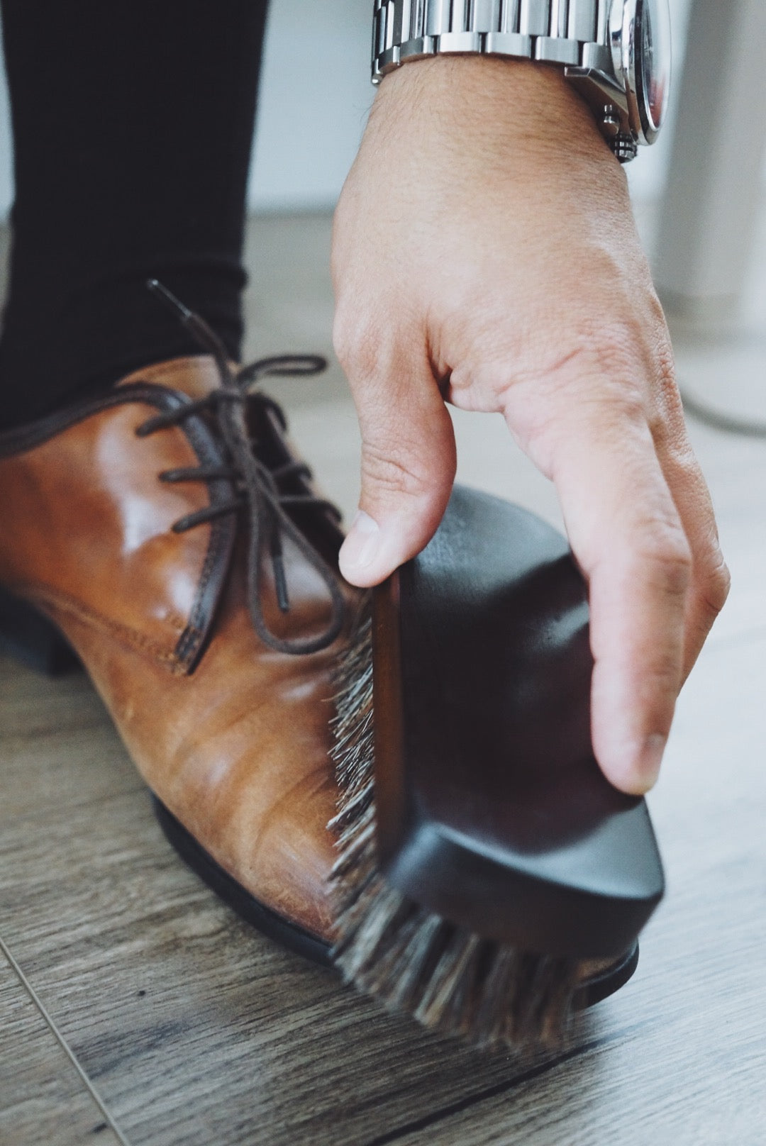 Modern Man Influence starter brush and shoe polish kit